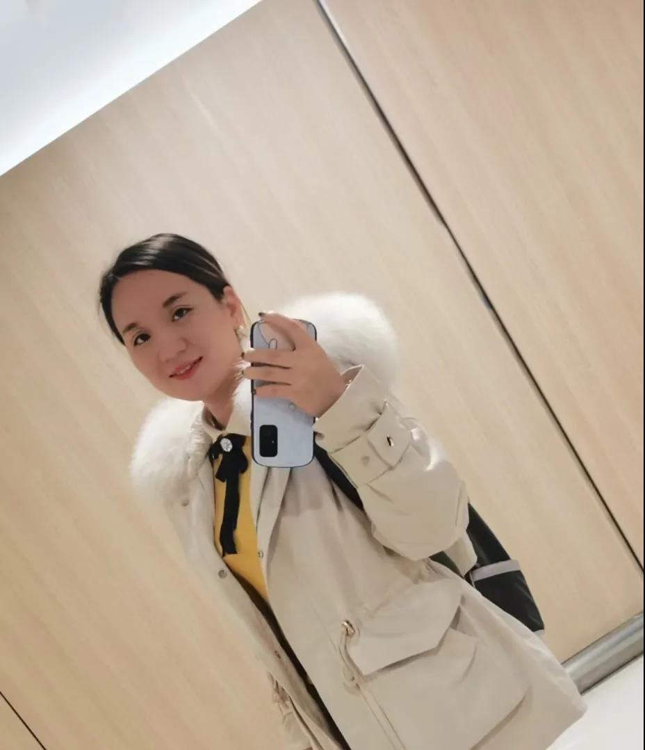 水思源——優(yōu)秀團隊經理“蓉姐”