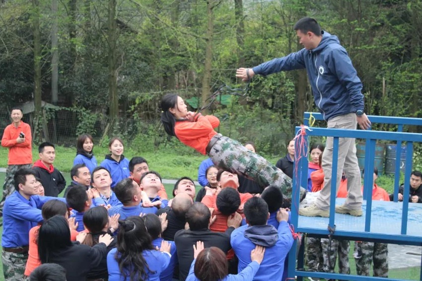 水思源——熔煉團(tuán)隊(duì)、拓展未來！