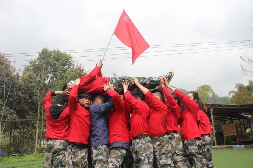 水思源——熔煉團(tuán)隊(duì)、拓展未來！