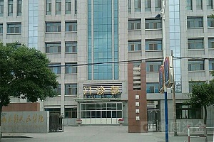 水思源【案例精選】山丹縣人民醫(yī)院-檢驗科純水機